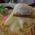 多摩利屋 - プリンプリンとした生地にギューっと挽肉を詰めたわんたん