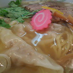 赤いナルトが印象的