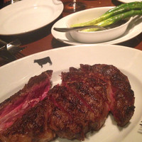 37 Steakhouse & Bar - 