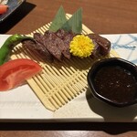 個室 紀州備長炭 炭焼き地鶏 本陣 - 