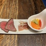 カフェ&グリル シズルガズル - ピクルスが妙にウマかった