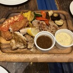 カフェ&グリル シズルガズル - おっ、何か肉肉してんな