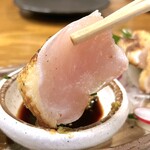 鈴木徳太郎商店 - 赤鶏のたたき