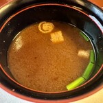 すき焼割烹 日山 - 赤だし