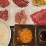 神戸牛焼肉 萬貫 - 