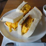 Princess Smile Chifunecho Honten - 厚烧鸡蛋三明治早餐