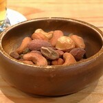 Hathor - 燻製したミックスナッツ