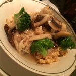 中国飯店 - いろいろキノコのおこげ