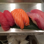 魚がし日本一 - 基本はニカン。
