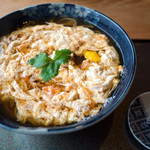 すみくら - 「つまんでご卵のたまごとじそば」（1,050円）。