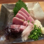 多助割烹 - カツオ刺し