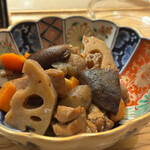 おばんざいの美々 - 筑前煮も好物