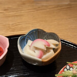 おばんざいの美々 - へびカット