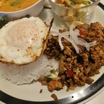 アジアン食堂 アチェチェ - ガパオライス