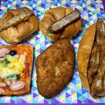 やおきパン - 肉じゃが、メンチカツ、ピザ、カレーパン、白身魚フライ