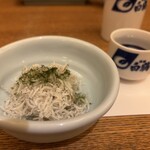 釜飯と串焼き 麻鳥 - お通し