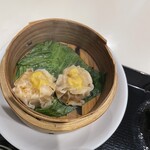 蘭苑飯店 本店 - 焼売、黄色いのはカラシ