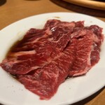 炭火焼肉ホルモン まるは - 
