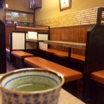 Ume Zono - お茶ごしの店内