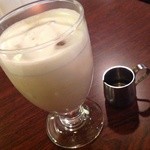 ボンボン - カフェ ラテ 370円