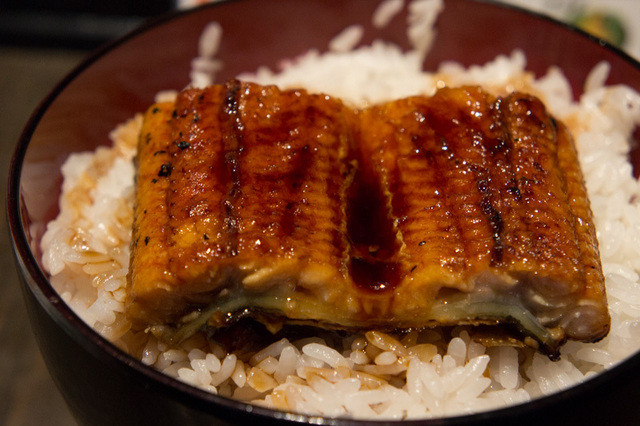 Una Toto Osaka Honmachi Ten