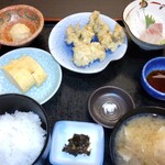 瀬戸内味覚処 芸州 本店 - おまかせ定食