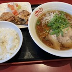中華菜館 紅宝石 - Bランチ(醤油ラーメン ・唐揚げ・ライス)