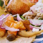 ロティー チキン アンド ジャッキー タコス - 