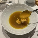 ル・マノアール・ダスティン - ルイユを入れて