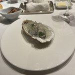 ル・マノアール・ダスティン - 牡蠣のオードブル　1皿目