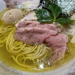 ジャパニーズ ラーメン 五感 - 