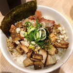 拉麺大公 - 肉めし