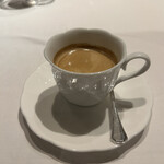 ル・マノアール・ダスティン - エスプレッソ　ダブルで締めます。