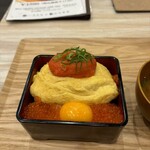 銀座青果堂fruitsparlor×元町食堂 - 卵まみれオムライス