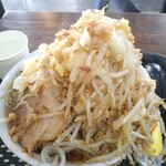夢を語れ - 小ラーメン、ニンニクあり、野菜マシマシ+¥100、アブラ少な目