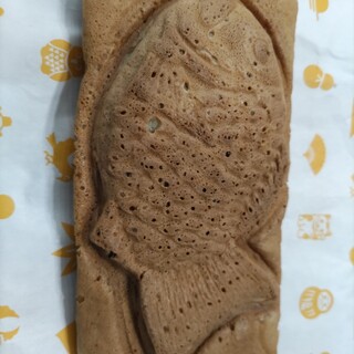 はみだしたいやき_0