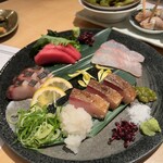 炉端と日本酒 魚丸 - 