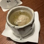 銀座鳥真 - 黒トリュフ入りワンタンスープ