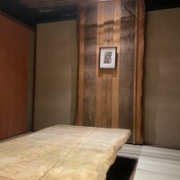 日本料理 波勢 - 部屋の雰囲気