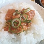 かつ美食堂 - オンザライス♪