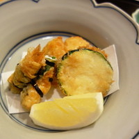 懐石料理 はし本 - 鱧、湯葉巻き揚げ　ズッキーニの天ぷら