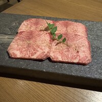 焼肉 黒田 - 