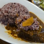 キッチン ブルー グローブ - 福神漬けを添えて