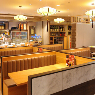 【駅直結！】お洒落な店内はランチ～ご宴会まで柔軟に対応可能♪