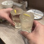和風もつ料理 あらた - ハイボールで乾杯〜