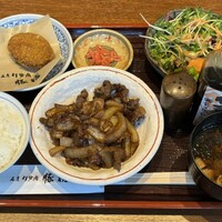 豚捨 KITTE丸の内店 - 豚捨御膳