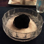 osteria LIU - モナコから直輸入の巨大トリュフ