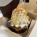 Taisuke Endo - もみの木の蜂蜜がかかってる