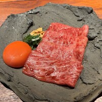 京都 和牛料理 一石三鳥 - サーロインユッケ