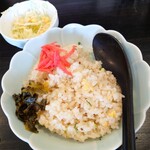 麺屋　はな華 - 味変アイテムも。